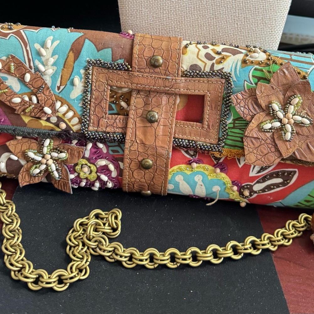 Vintage Mary Frances Floral Beaded Clutch w/Leather Accents - w/Shoulder Chain